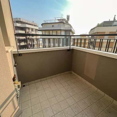 Residenze Michelangelo Evangelisti Casa 벨레지아아지마리나